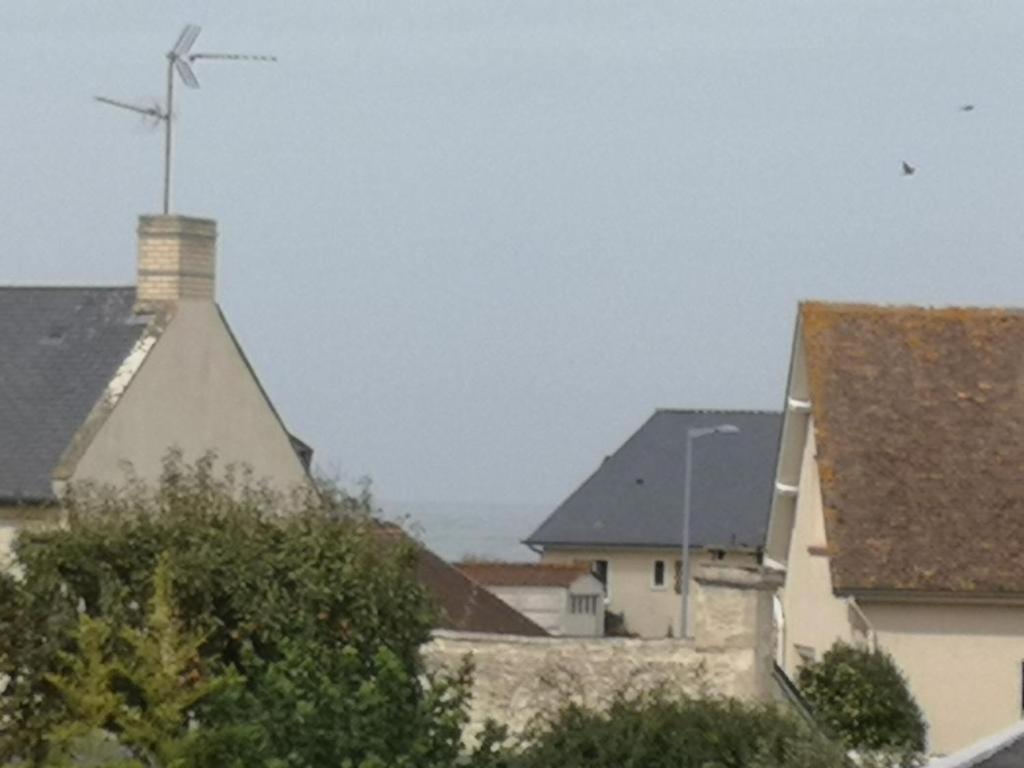 Place Alexandre Stanier Apt N 7 Avec Terrasse Asnelles Esterno foto