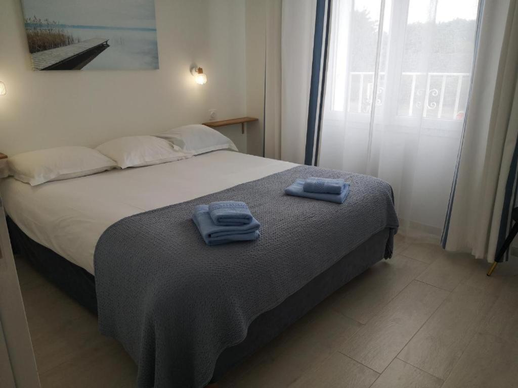 Place Alexandre Stanier Apt N 7 Avec Terrasse Asnelles Esterno foto